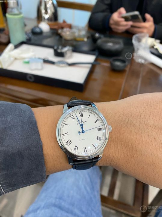 格拉苏蒂手表什么档次（格拉苏蒂原创年度热门表款盘点）