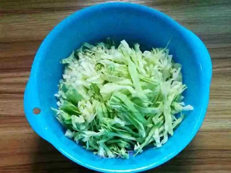 卷心菜图片(卷心菜的特色做法)