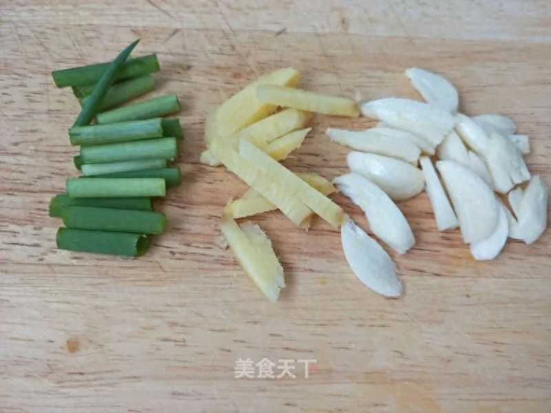 卷心菜图片(卷心菜的特色做法)