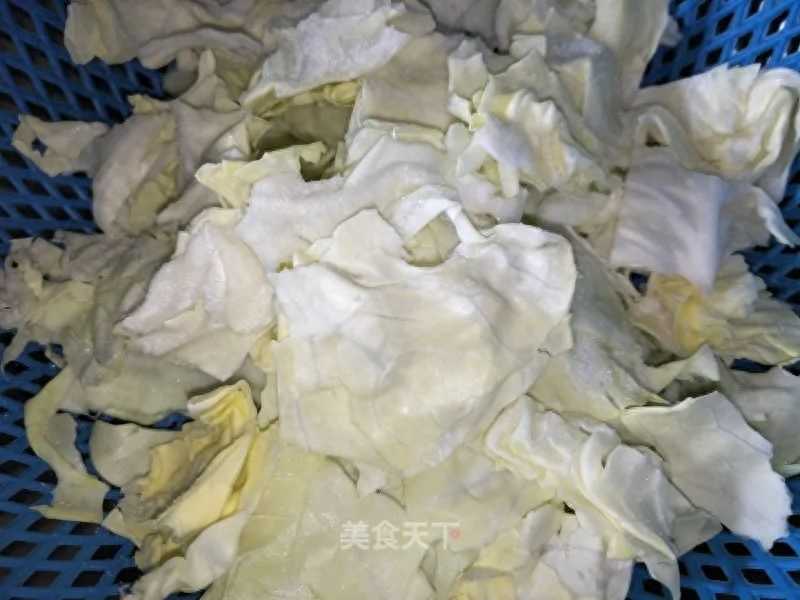 卷心菜图片(卷心菜的特色做法)