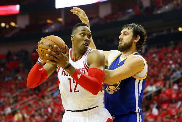 伦纳德训练营晒28厘米巨掌!28厘米巨掌在联盟能排第几?