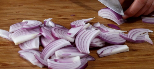 重庆椒麻鸡的正宗做法,重庆尖椒鸡的做法 最正宗的做法窍门图7