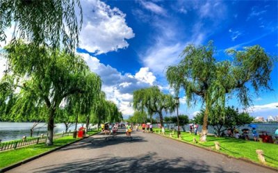 ​西湖申遗成功：“西湖十景”英文咋说