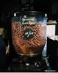​黑咖啡是什么咖啡品种（黑咖啡就是纯咖啡，其实不是，是什么品种呢）