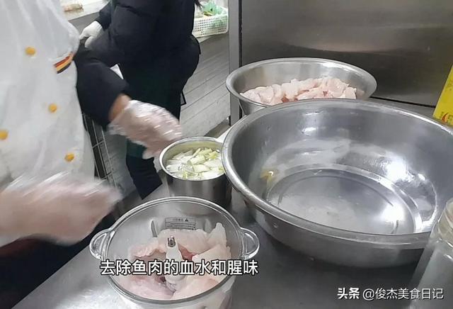 自制鱼丸最简单的方法(按着这个方法做鱼丸)(4)