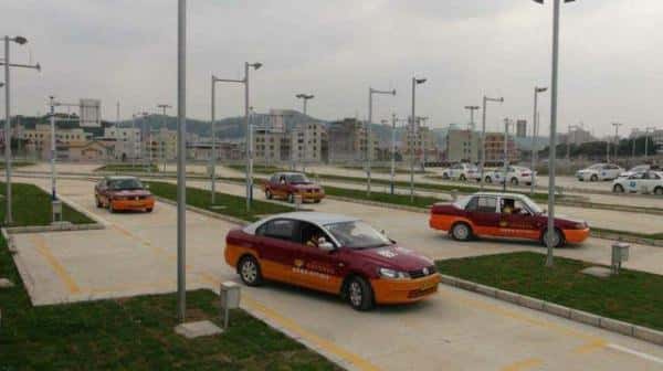 考驾照科二与科三哪项难度大(科二难还是科三难度大)