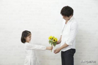 ​用一段话感谢爸妈辛苦付出（分享15句感恩父母的花语）