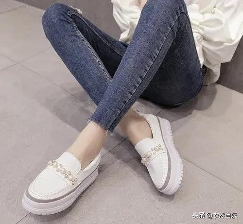 今年秋冬最流行的休闲女鞋(眼下正火的6款运动女鞋)(8)