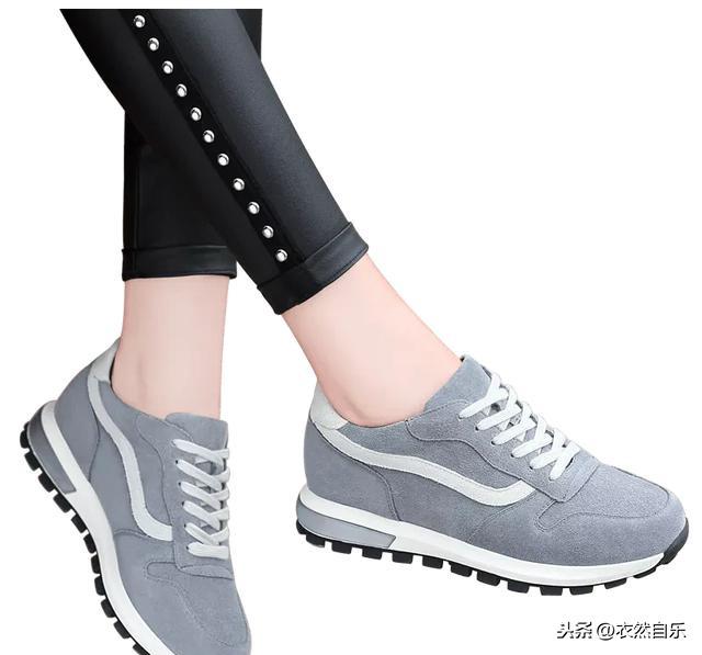 今年秋冬最流行的休闲女鞋(眼下正火的6款运动女鞋)(6)