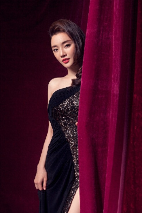 不怕被比较 这就是独一无二的刘芊含