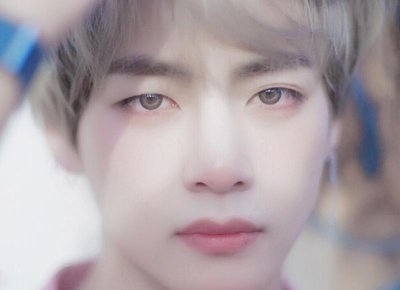 ​男生为什么会突然翘起二郎腿？