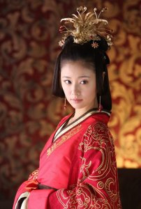 ​时隔多年，再次看《美人心计》，被里面的演员阵容吓了一大跳