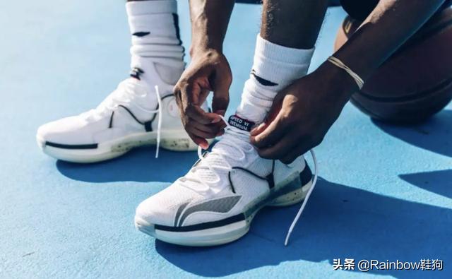 十款最值得买的球鞋（5双高性价比国产球鞋推荐）(6)