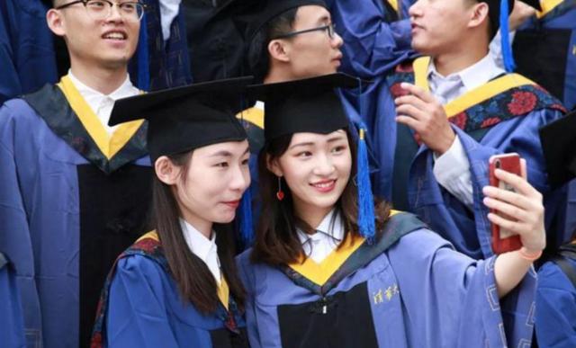 2025年研究生又扩招了吗（2025校研究生迎坏消息）(10)