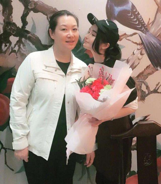 本山传媒今日近况(本山传媒改名并没有)(10)