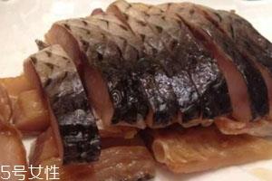 青鱼怎么腌 教你几招小技巧 青鱼怎么腌 教你几招小技巧