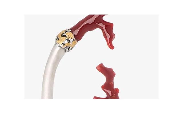 已婚前男友放不下你的表现