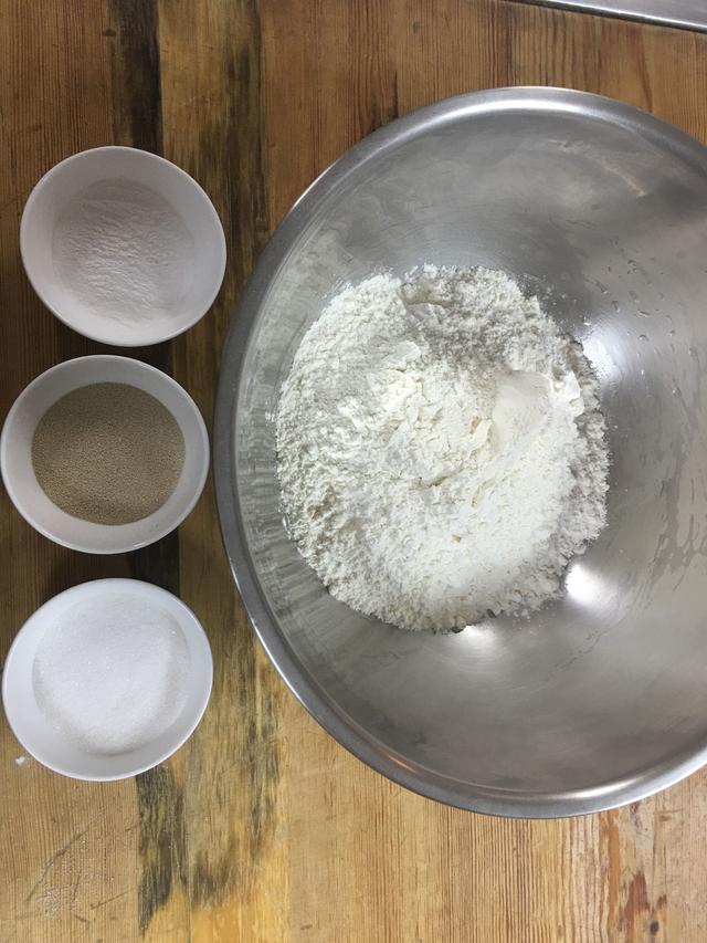 蒸包子的面怎么发才松软可口（一个妙招告诉你如何发好面）(2)