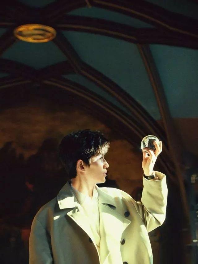 35岁精品男人（骚柔男人的夏季身份证）(5)