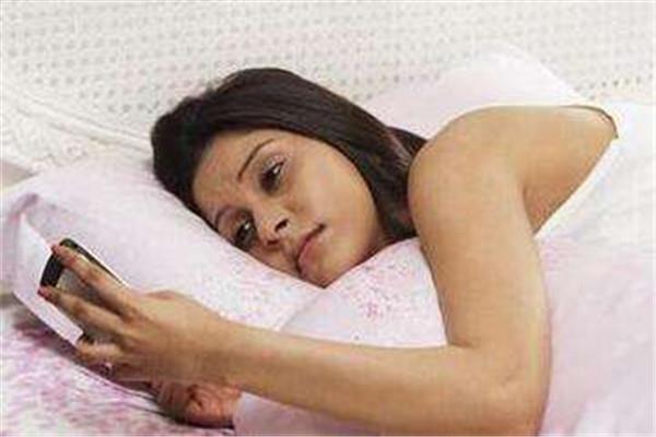 为什么白天困晚上精神 改善睡眠质量 为什么白天困晚上精神 改善睡眠质量