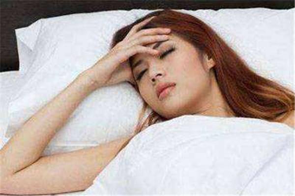 为什么白天困晚上精神 改善睡眠质量 为什么白天困晚上精神 改善睡眠质量