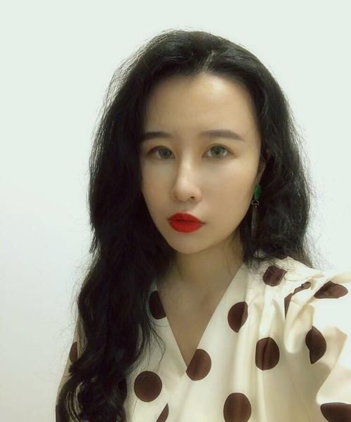 李冰玥女孩叫这个名字好听吗