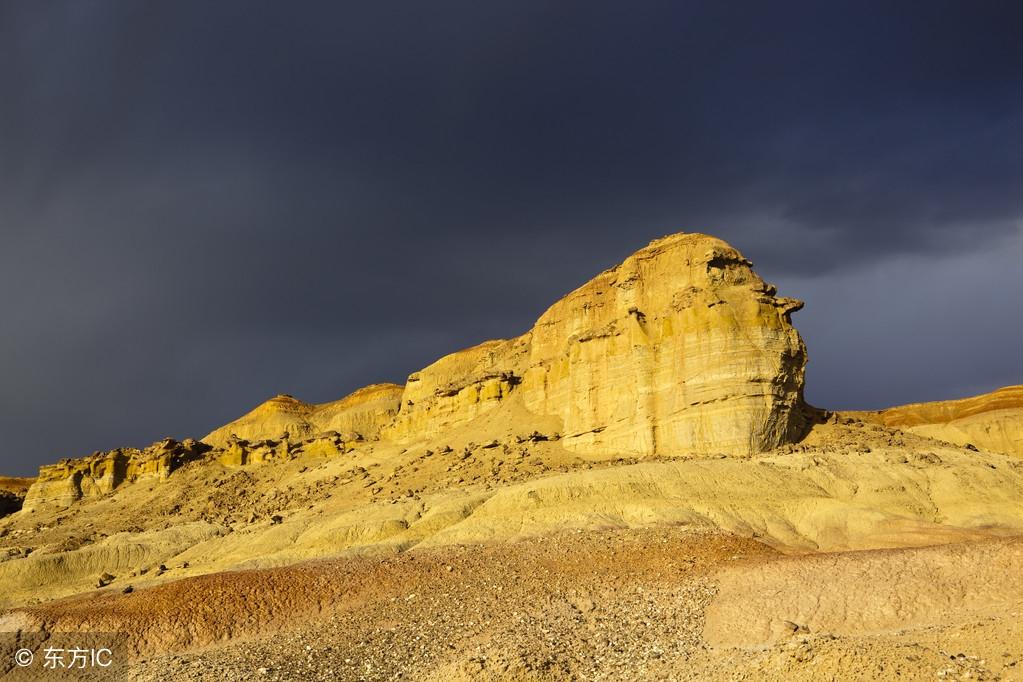 雅丹地貌的特点(雅丹地貌特征)