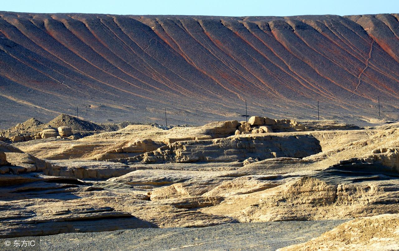 雅丹地貌的特点(雅丹地貌特征)