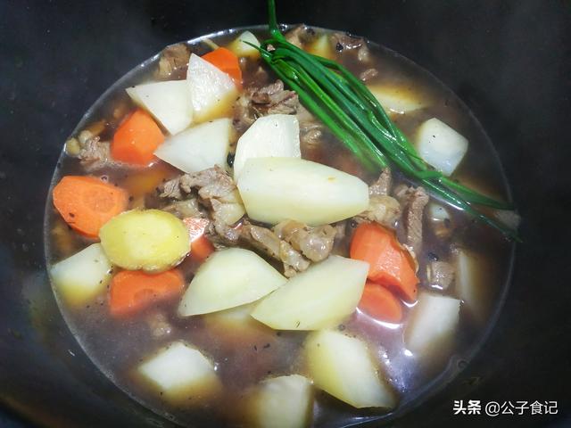 用电压力锅炖牛肉怎么炖（教你用电压力锅炖牛肉）(6)