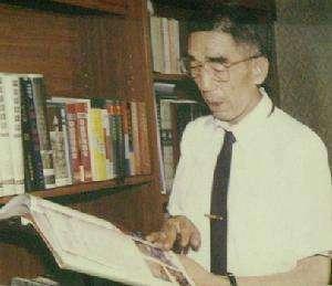 他比雷东宝还牛, 把穷村变为“首富村”, 曾上春晚, 后来吞药自尽