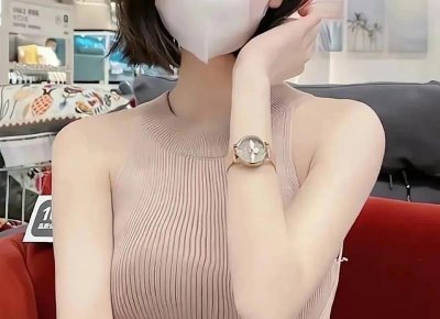 ​玩弄感情的女人，会“藏不住”这3个破绽，男人谨慎爱上