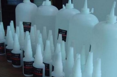 塑料布用什么胶水粘牢固,塑料和布用什么胶粘图2