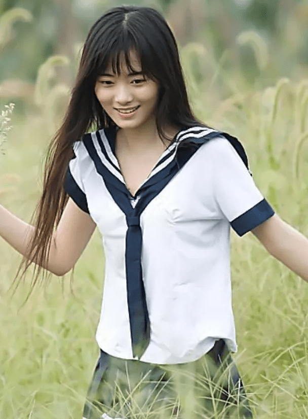 鞠婧祎出道前比赛照片（鞠婧祎未出道前旧照曝光）