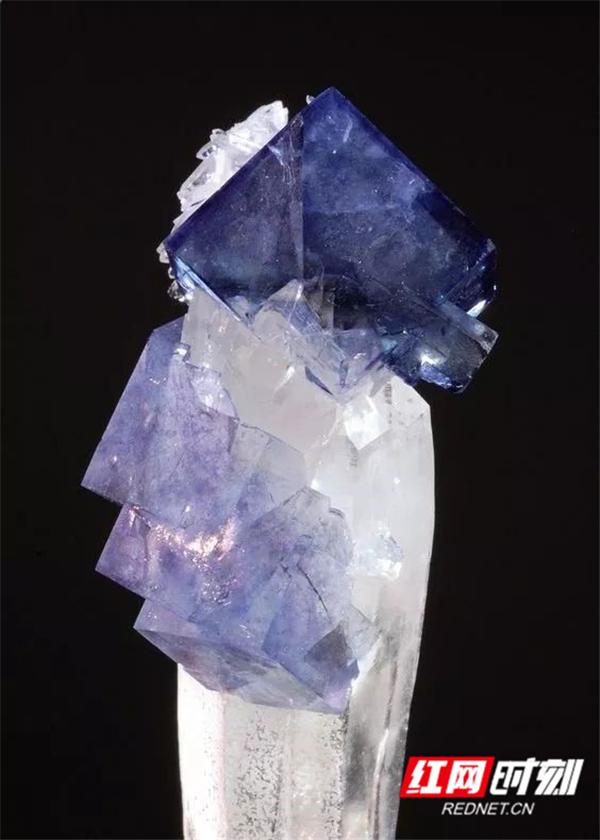 萤石的产地和用途是什么_萤石晶体标本的收藏价值