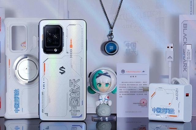 哪些手机是用了usb3.0以上接口的（近万元的旗舰手机）(9)