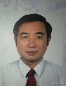 ​赞美家乡的歌词有哪些(赞美家乡的歌词50)