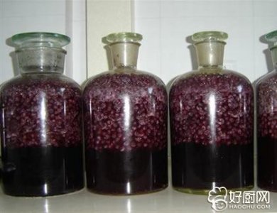 ​自制葡萄酒保质期是多长时间(自制野生葡萄酒保质期多长时间)