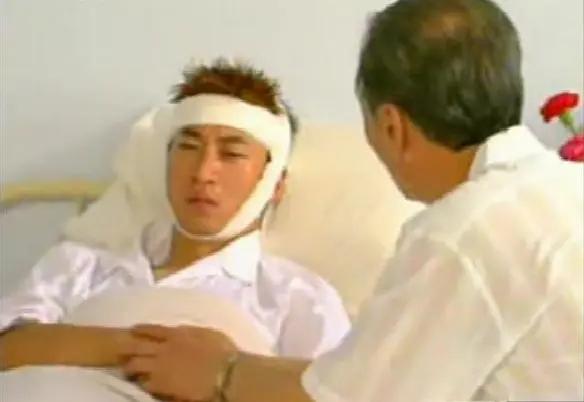 周杰当年为什么退出娱乐圈 周杰曾经的当红小生(17)