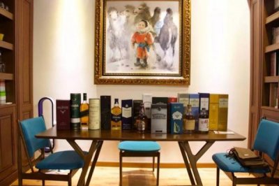 ​红牌威士忌价格(红牌威士忌怎么开)