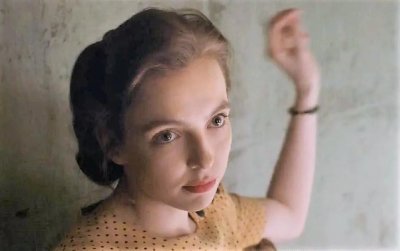 ​面容姣好，演技炸裂，性感“小变态”朱迪·科默的重要影视作品