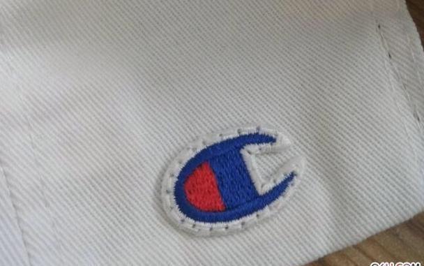 Champion日版美版卫衣真假辨别方法