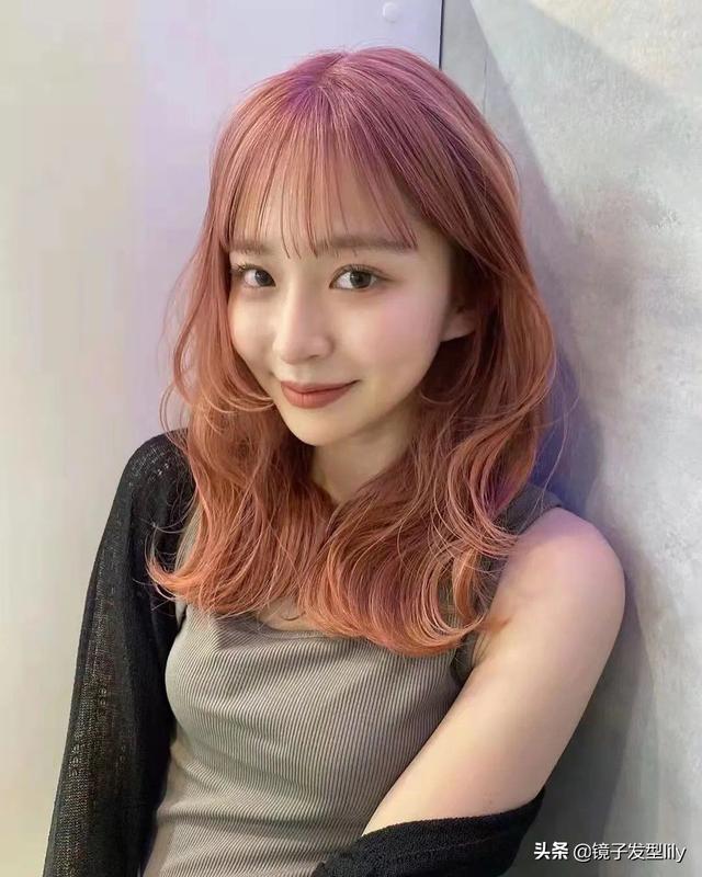 发型设计与脸型搭配中短发（精挑细选发型15款）(12)