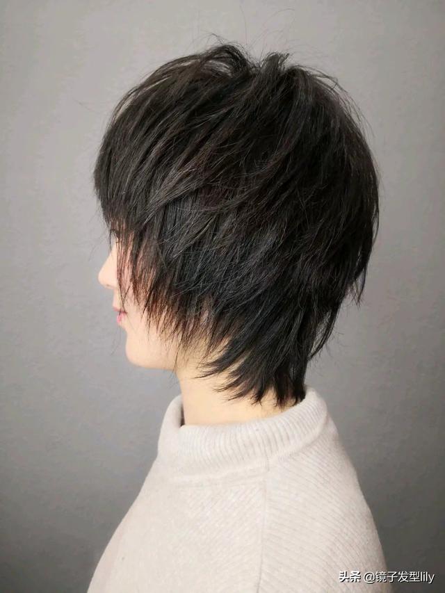 发型设计与脸型搭配中短发（精挑细选发型15款）(6)