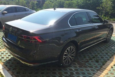 ​33万如何选？大众辉昂还是奔驰CLA级？内行人说了心里话