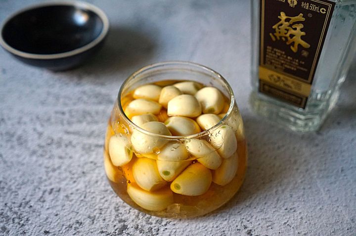 如何做腊八蒜(腊八蒜的正确做法简单易做)