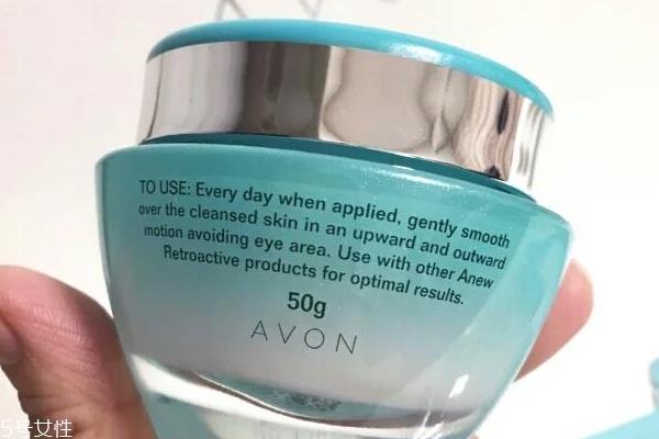 雅芳新活再生面霜适合什么肤质 雅芳新活再生面霜油不油