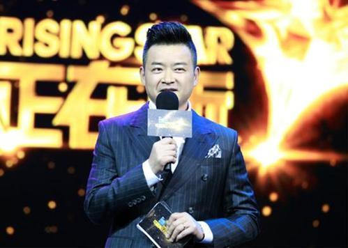 曾是央视一哥的李佳明，怎么突然销声匿迹了，背后原因让人心寒