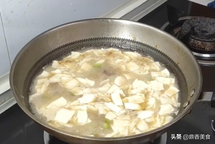 羊肉面片的家常做法(羊肉面片的详细教程)