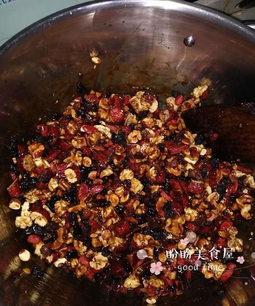 为什么做阿胶糕不可以用铝锅铁锅