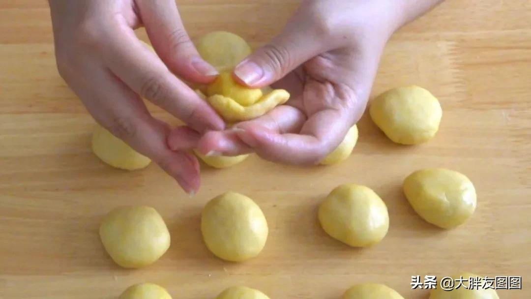 豆蓉是什么做的（一文了解制作豆蓉的所需材料）